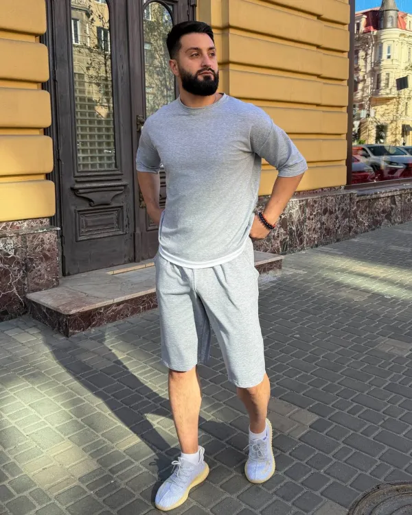Костюм