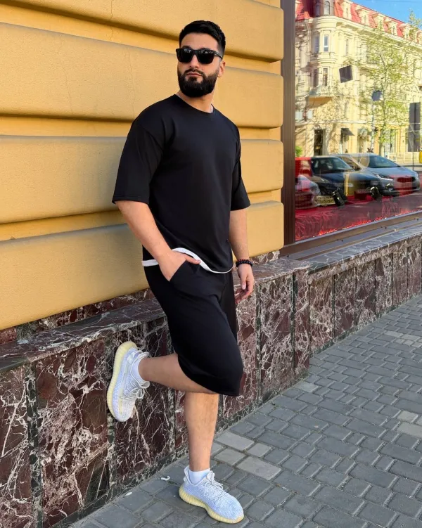 Костюм