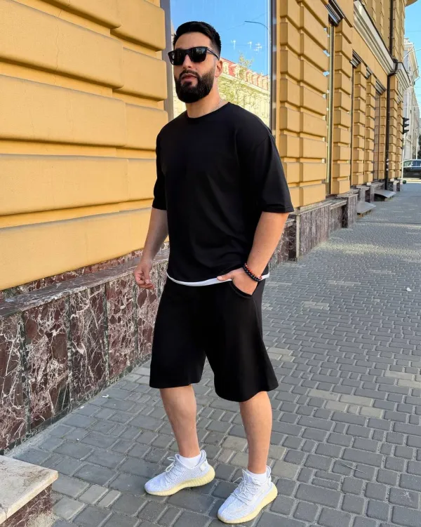 Костюм